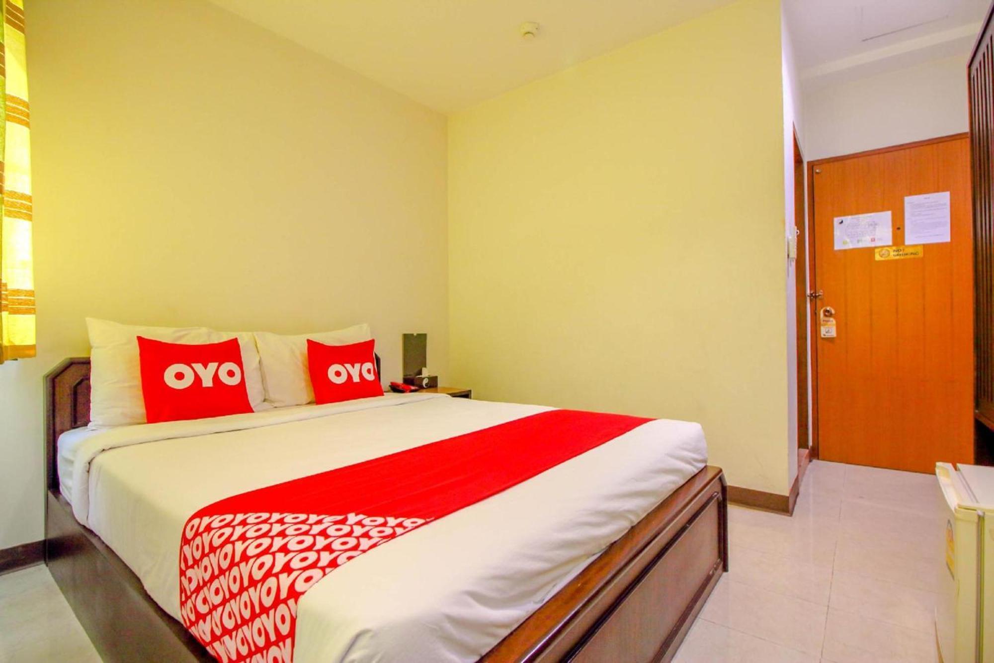 Super Oyo 484 Pannee Khaosan Sha 3*
