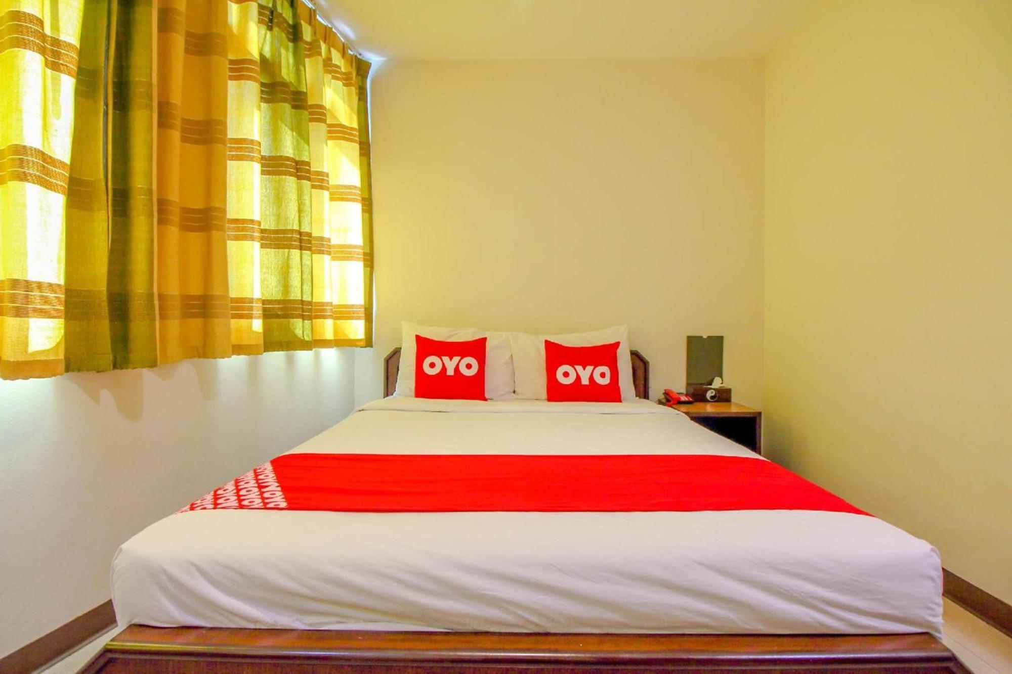 Super Oyo 484 Pannee Khaosan Sha 3* Bangkok