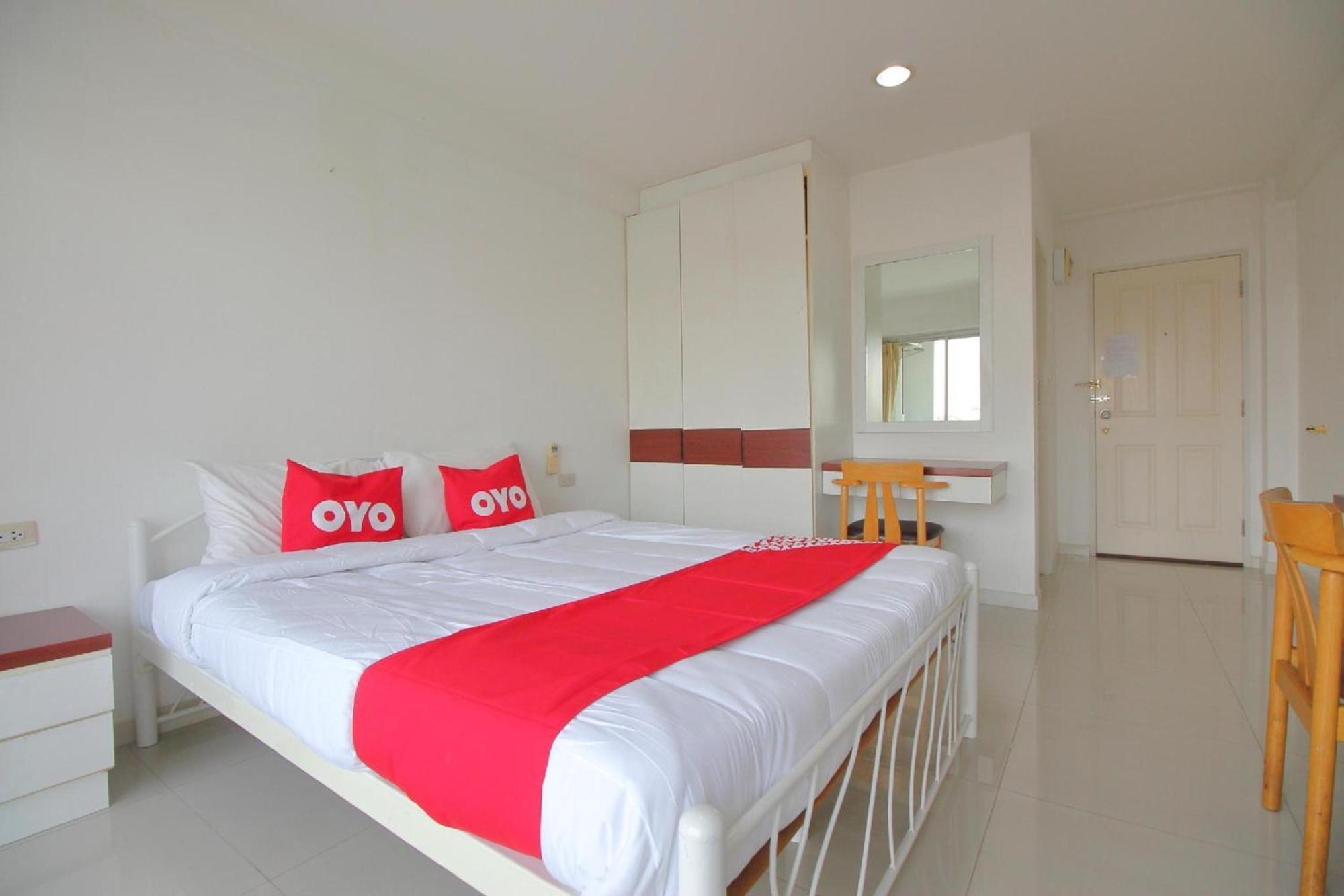 Super Oyo 498 Ladawan 3* Bangkok