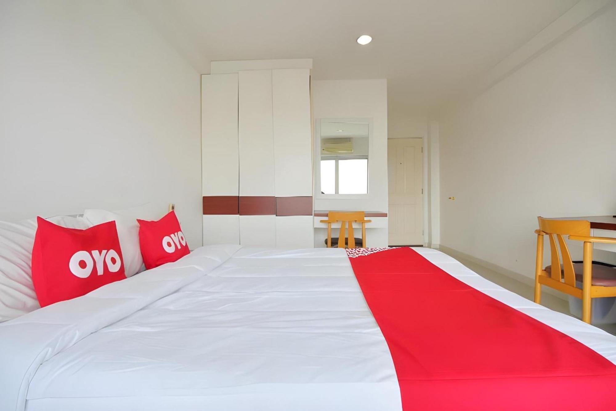Hotel Super Oyo 498 Ladawan Bangkok