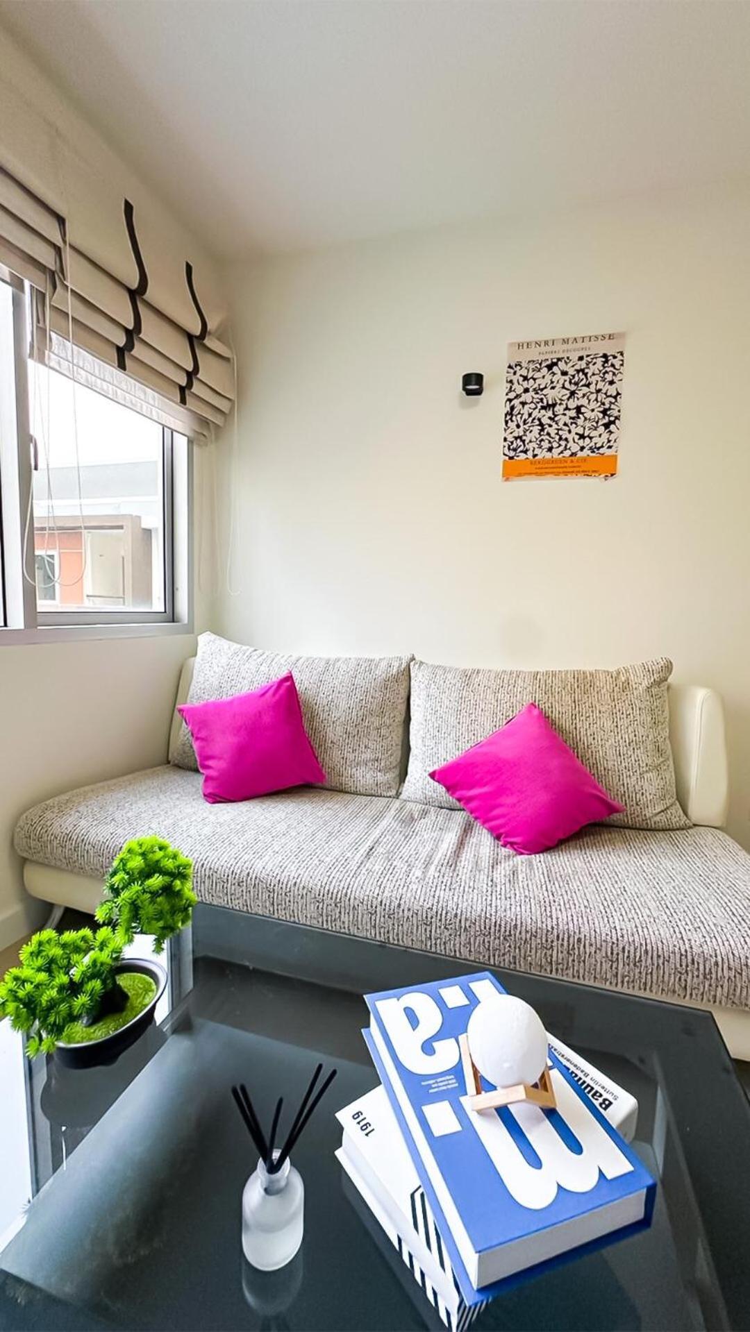 Low-rise House In Thonglor Bts With Pool & Gym Bangkok