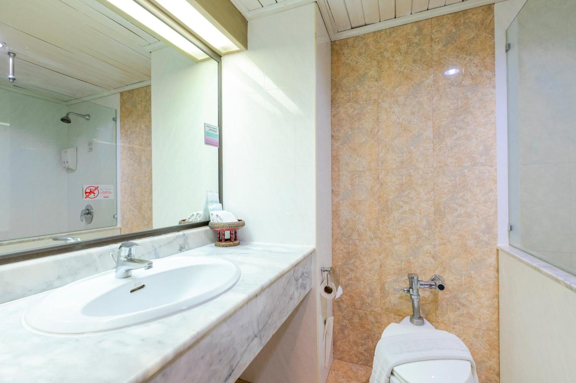 Hotel Pinnacle Lumpinee Park 3*