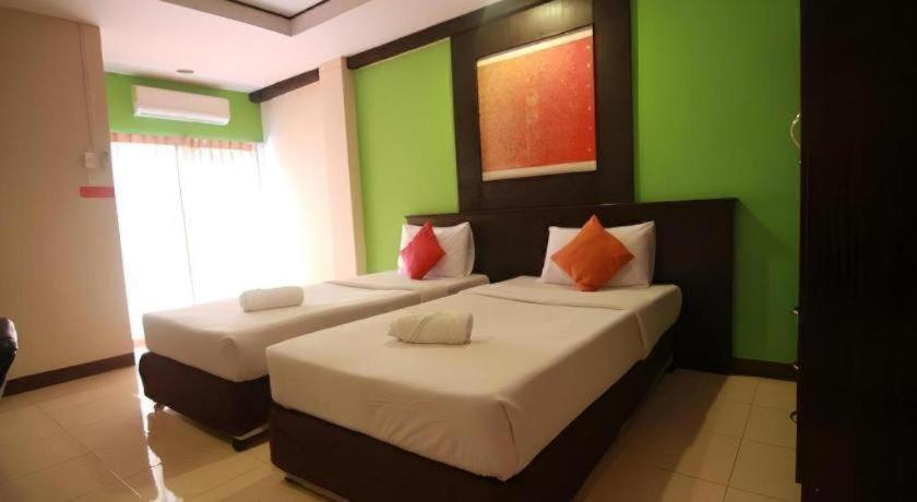 Grand Pinnacle Hotel