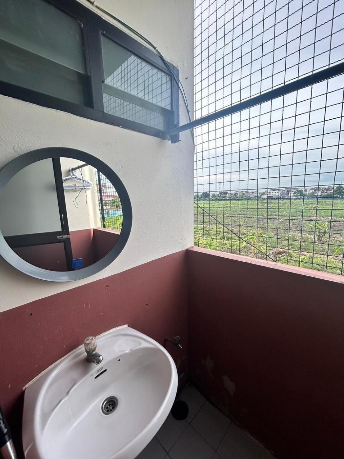 Capsule hotel Budget Suvarnabhumi Airport