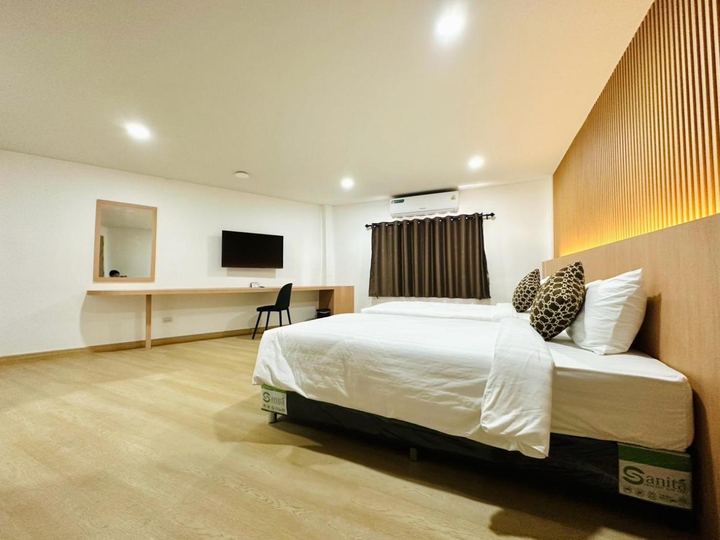 The Cozy 77 Hotel
