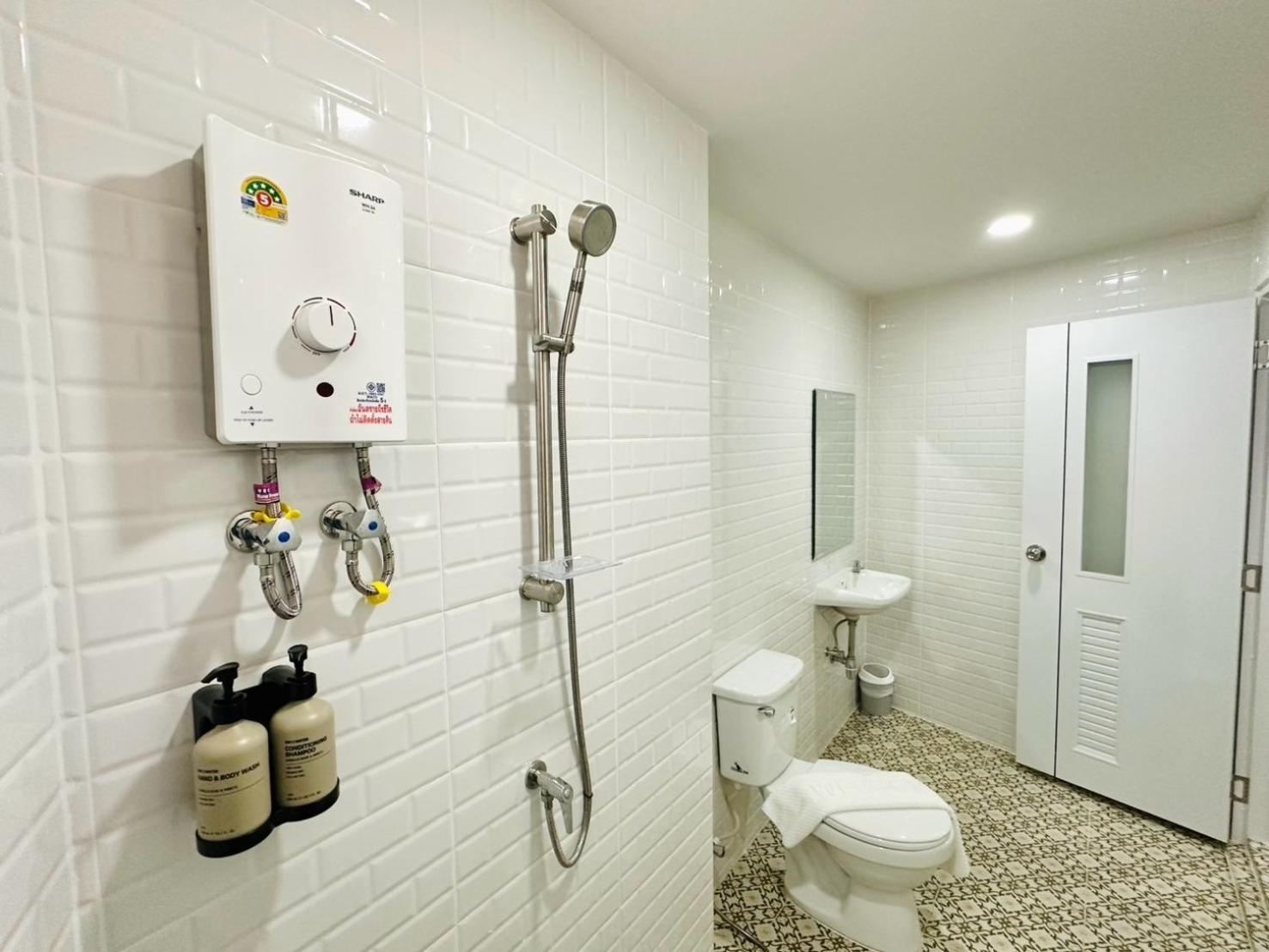 The Cozy 77 Hotel Bangkok