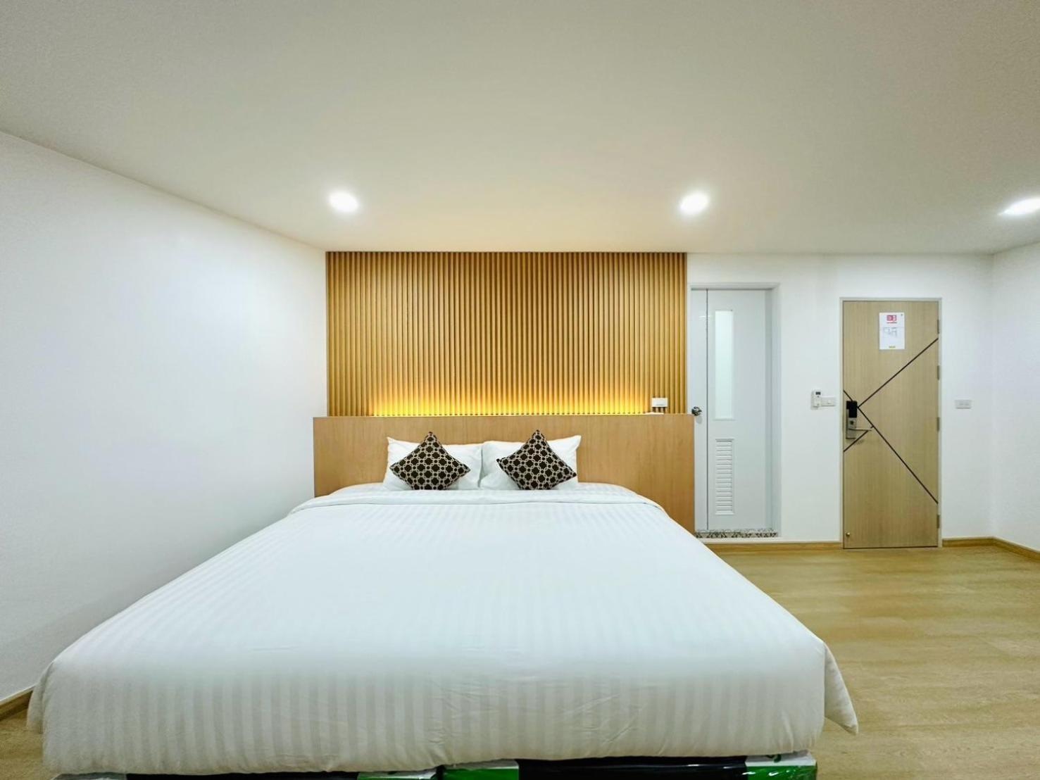 Hotel The Cozy 77 3*