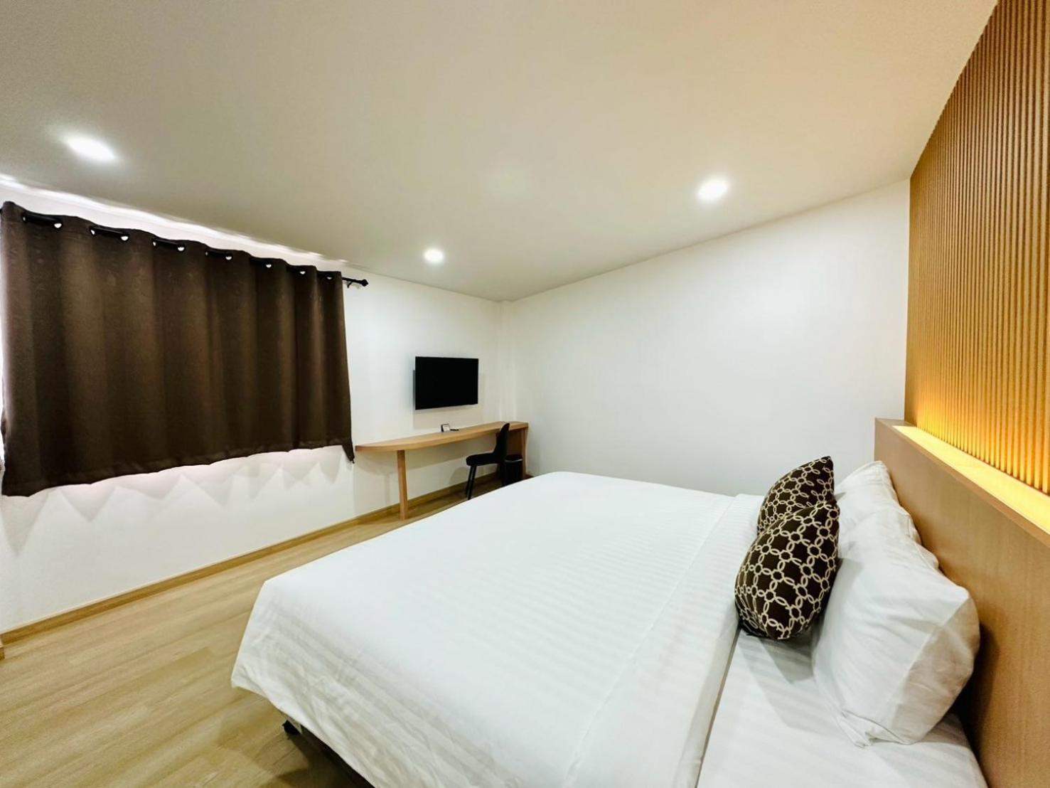 The Cozy 77 3*