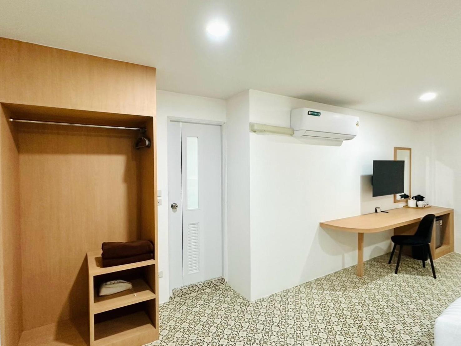 Hotel The Cozy 77 3*