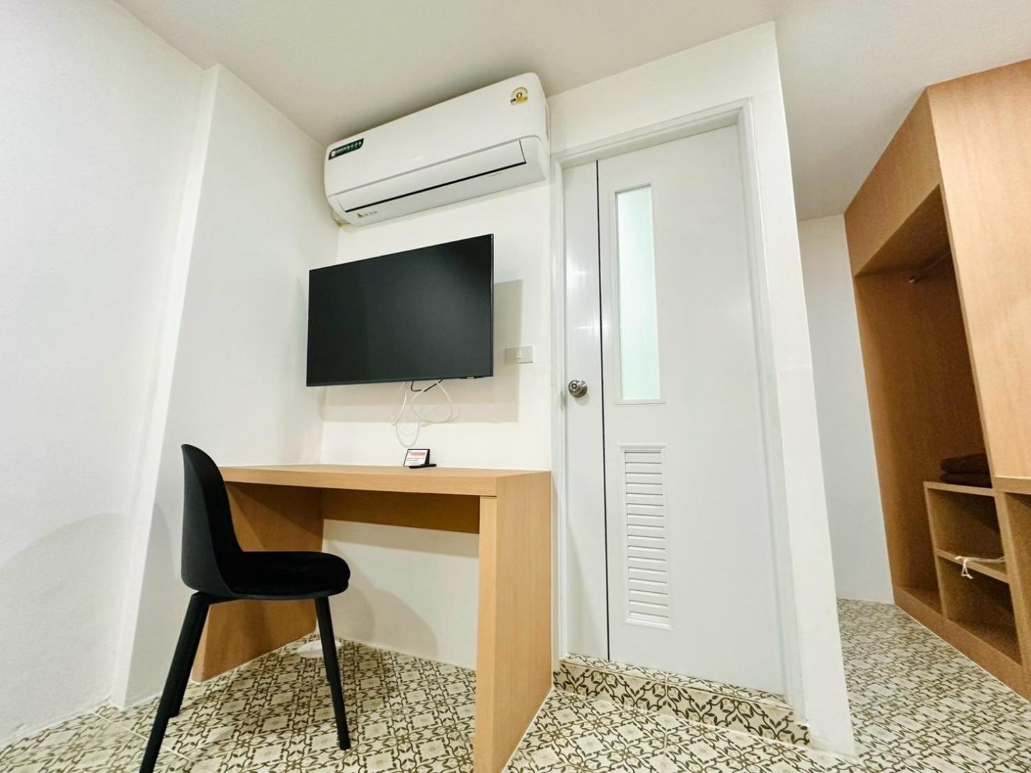 The Cozy 77 Hotel Bangkok