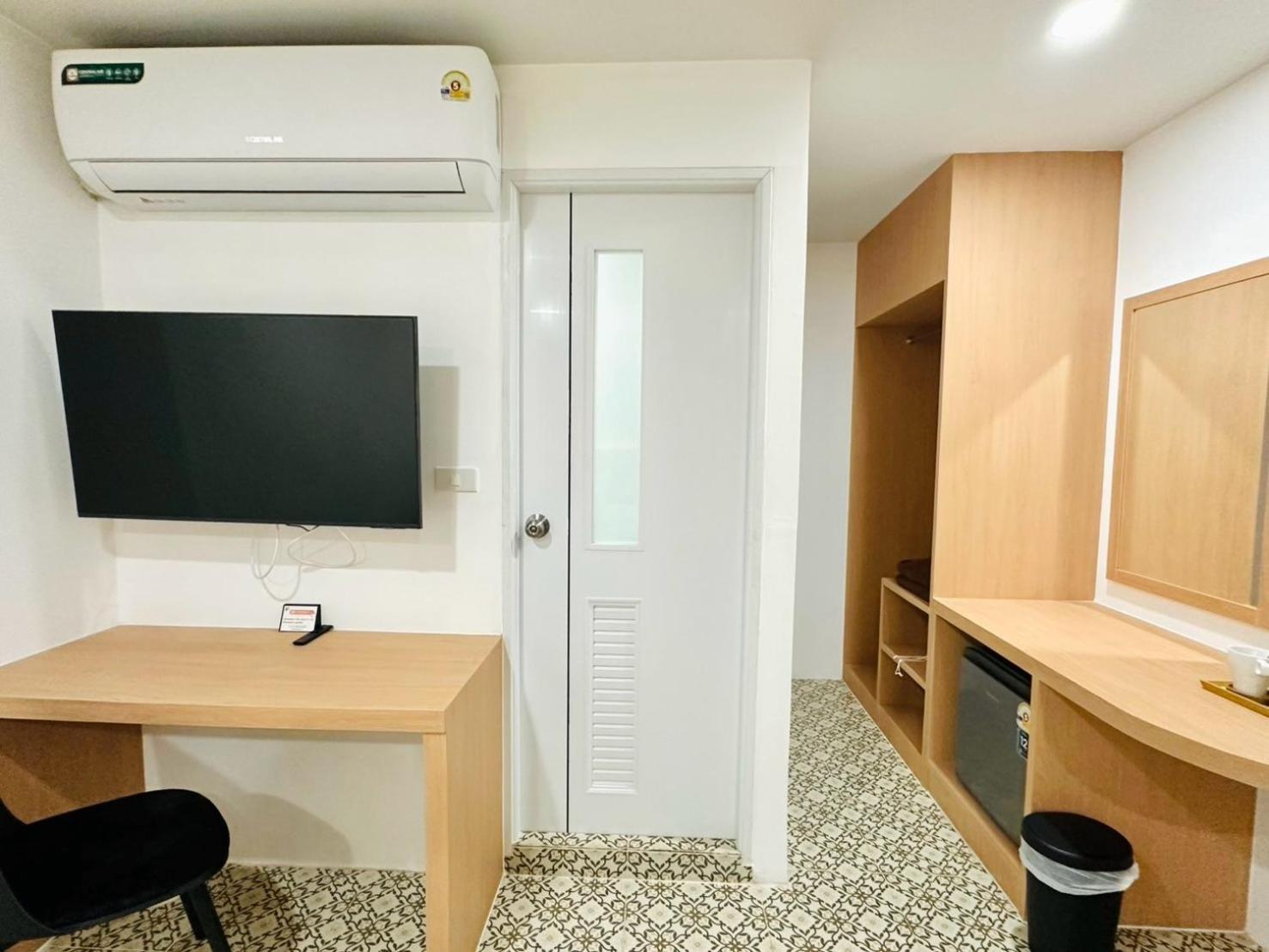 The Cozy 77 Hotel Bangkok