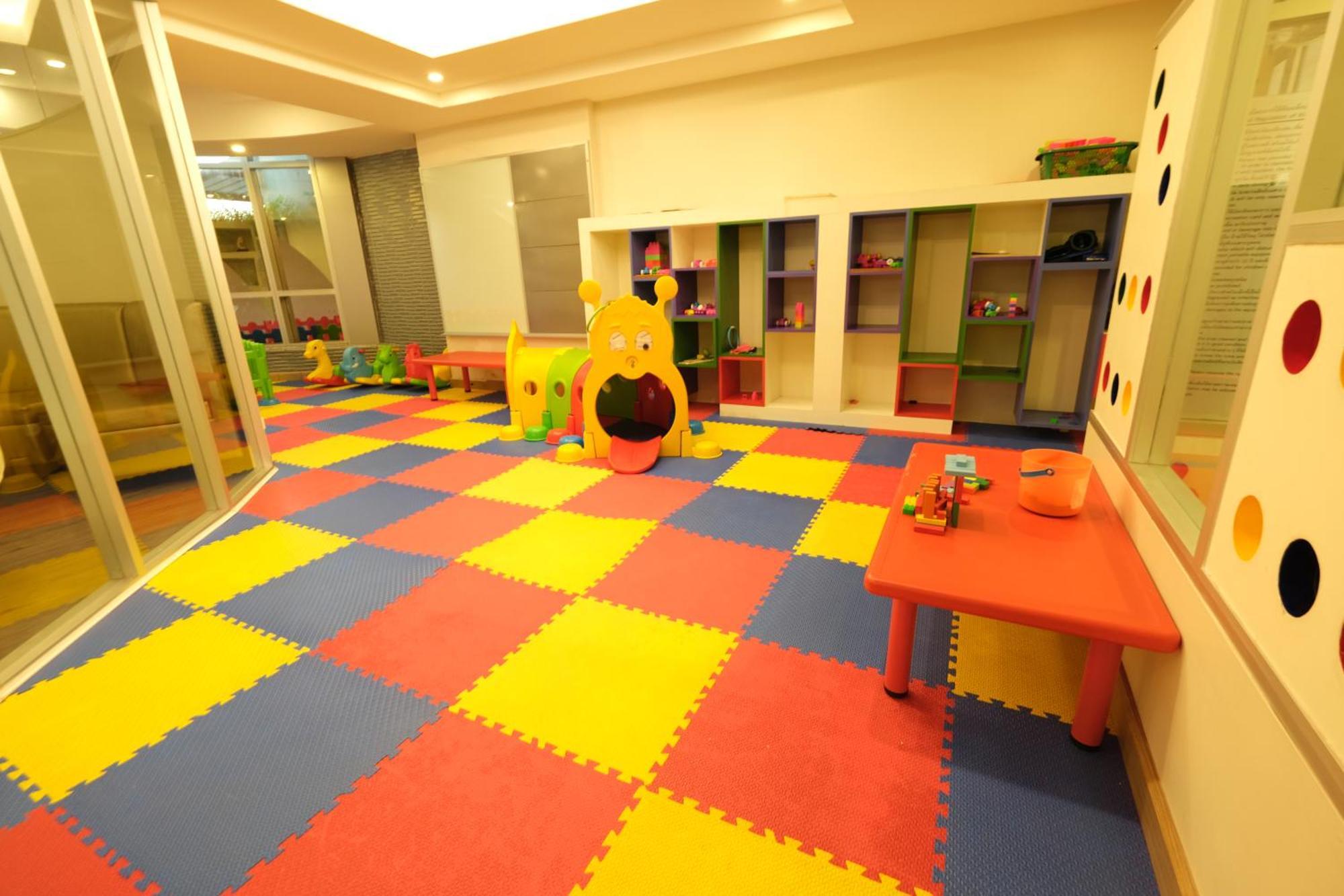 The Silent Sanctum Aparthotel