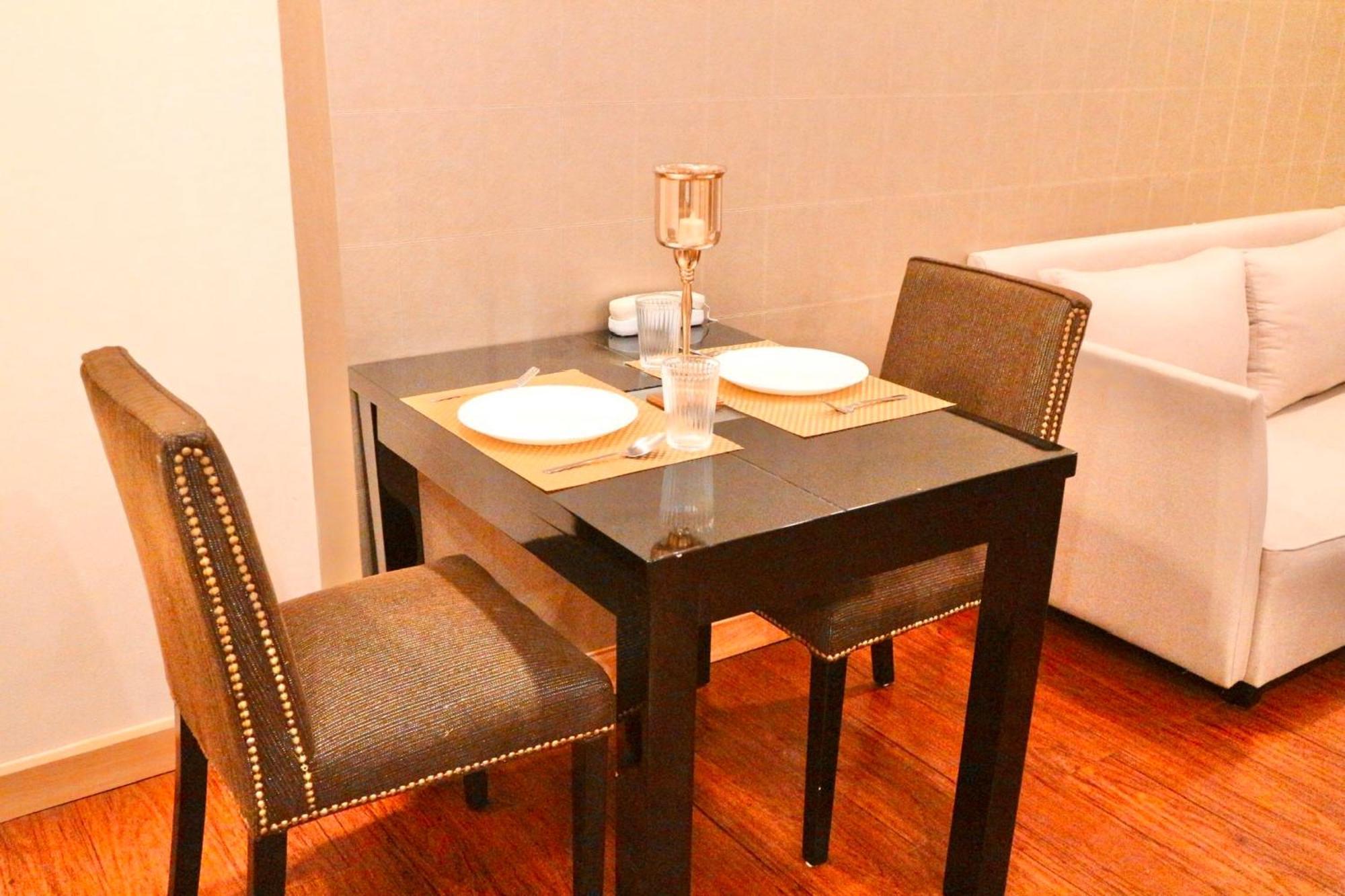 Icon Narindra An Expansive And Elegant With A Complimentary Minibar Service 4* Bangkok