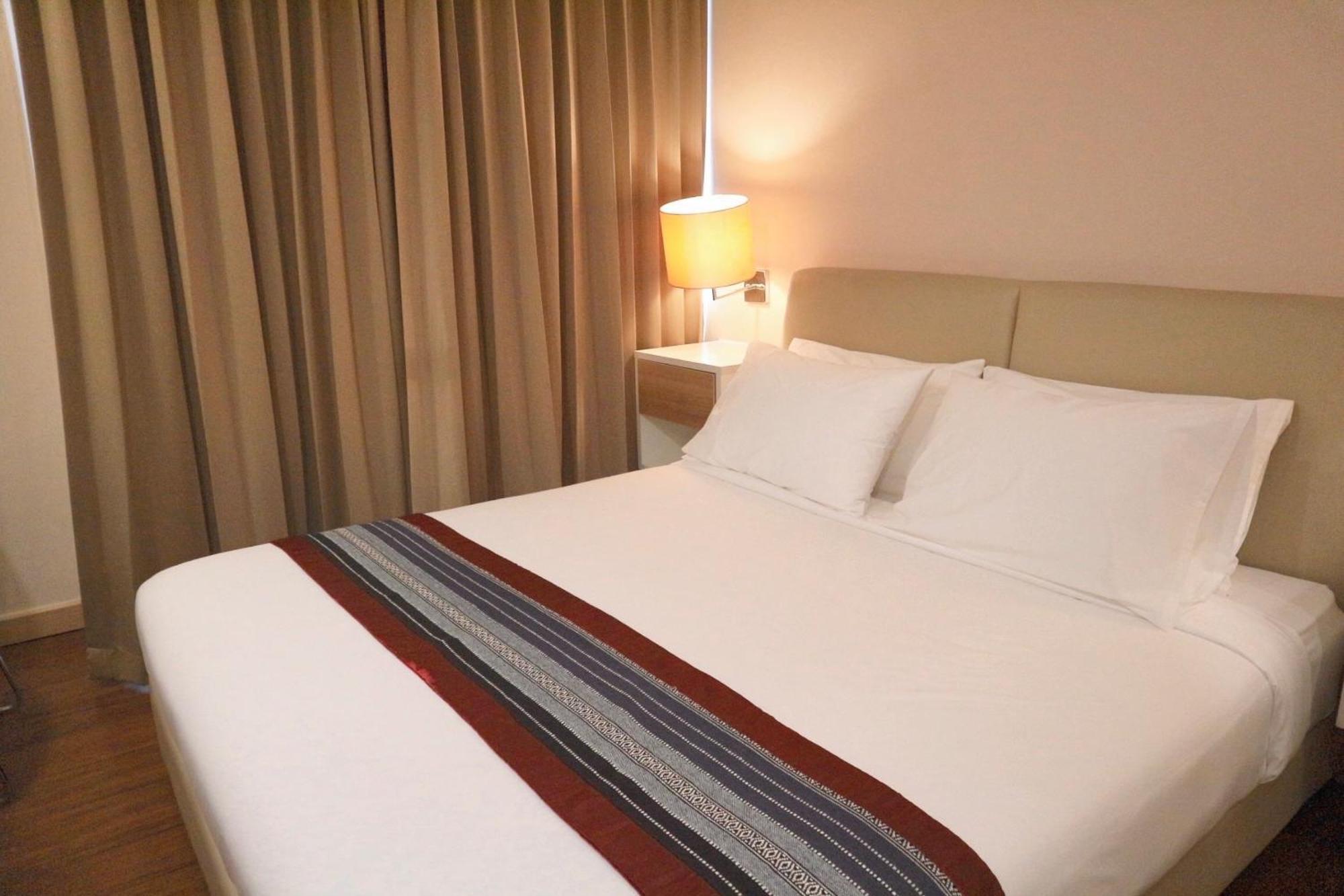 Hotel Icon Narindra An Expansive And Elegant With A Complimentary Minibar Service 4*