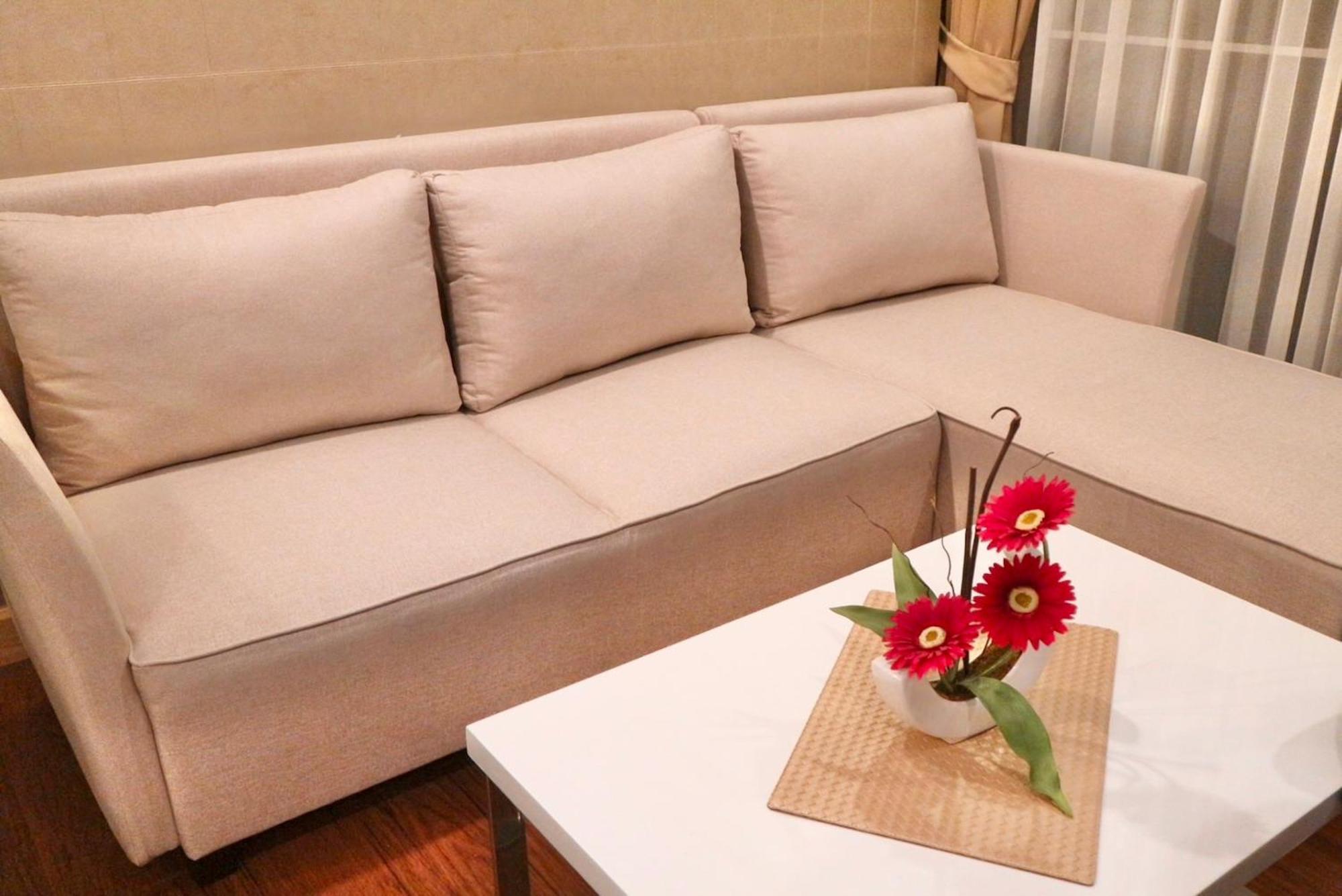 Icon Narindra An Expansive And Elegant With A Complimentary Minibar Service Hotel 4*