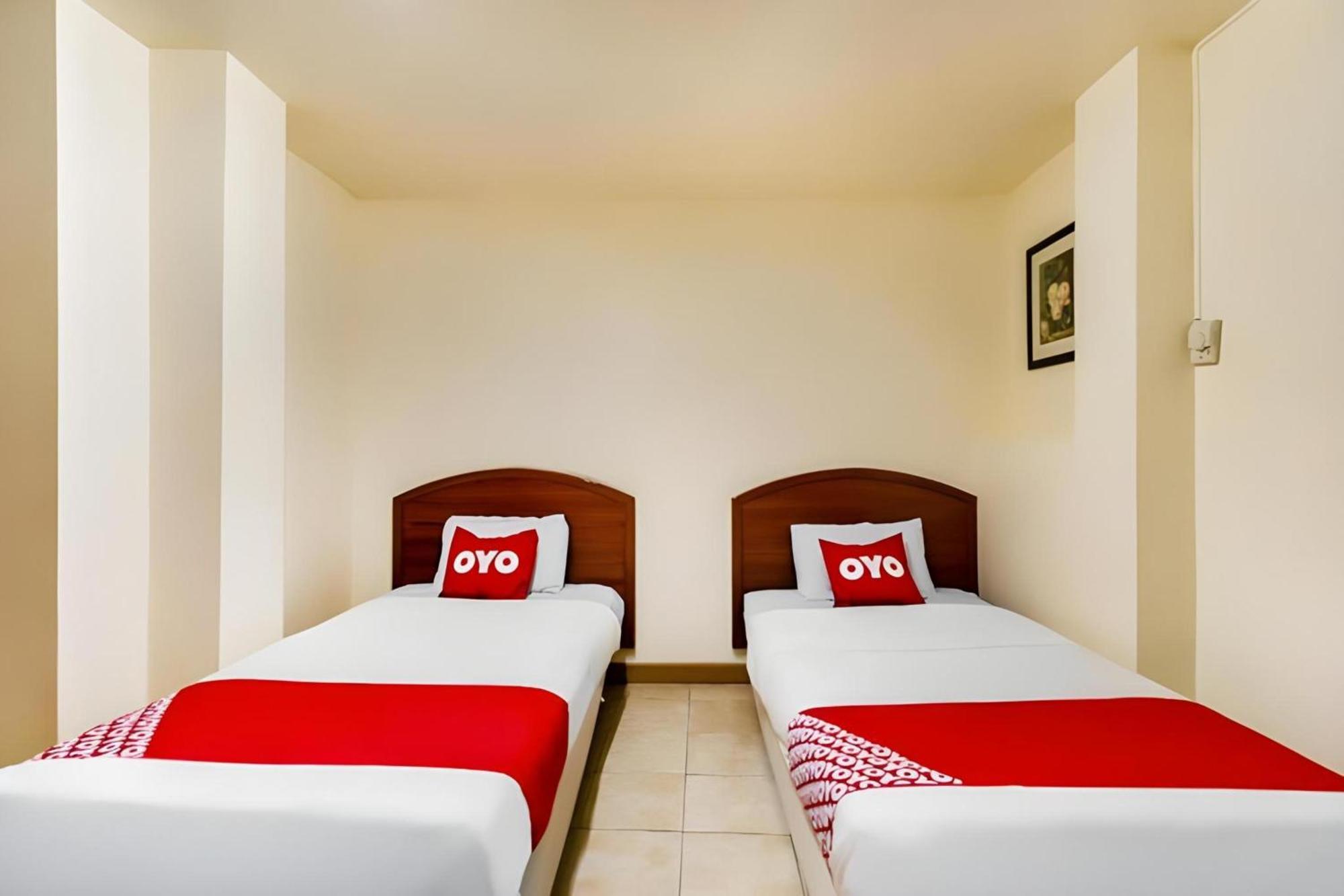 Oyo 583 Sweethome Hotel 2*