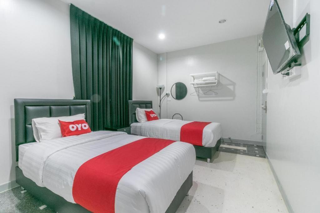 Oyo 818 Suksomboon
