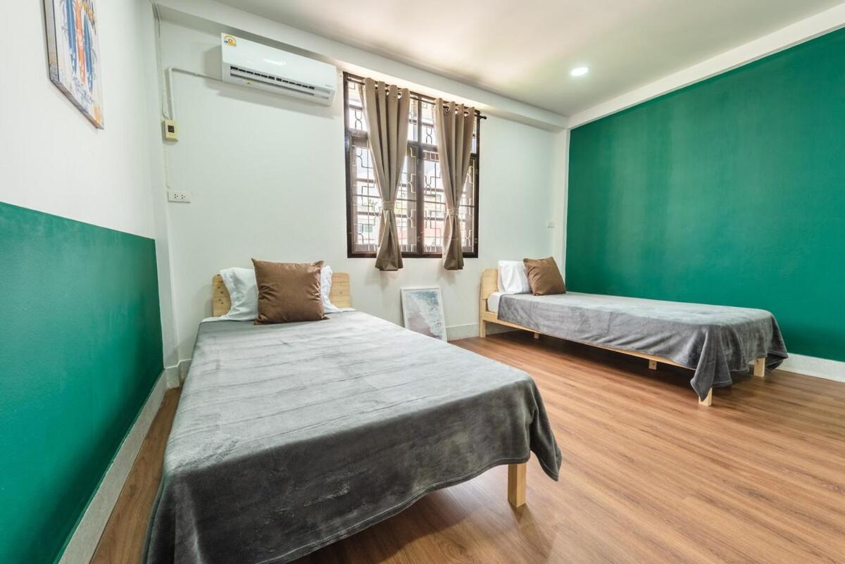 The Sleepyard Sathorn 11 Bangkok