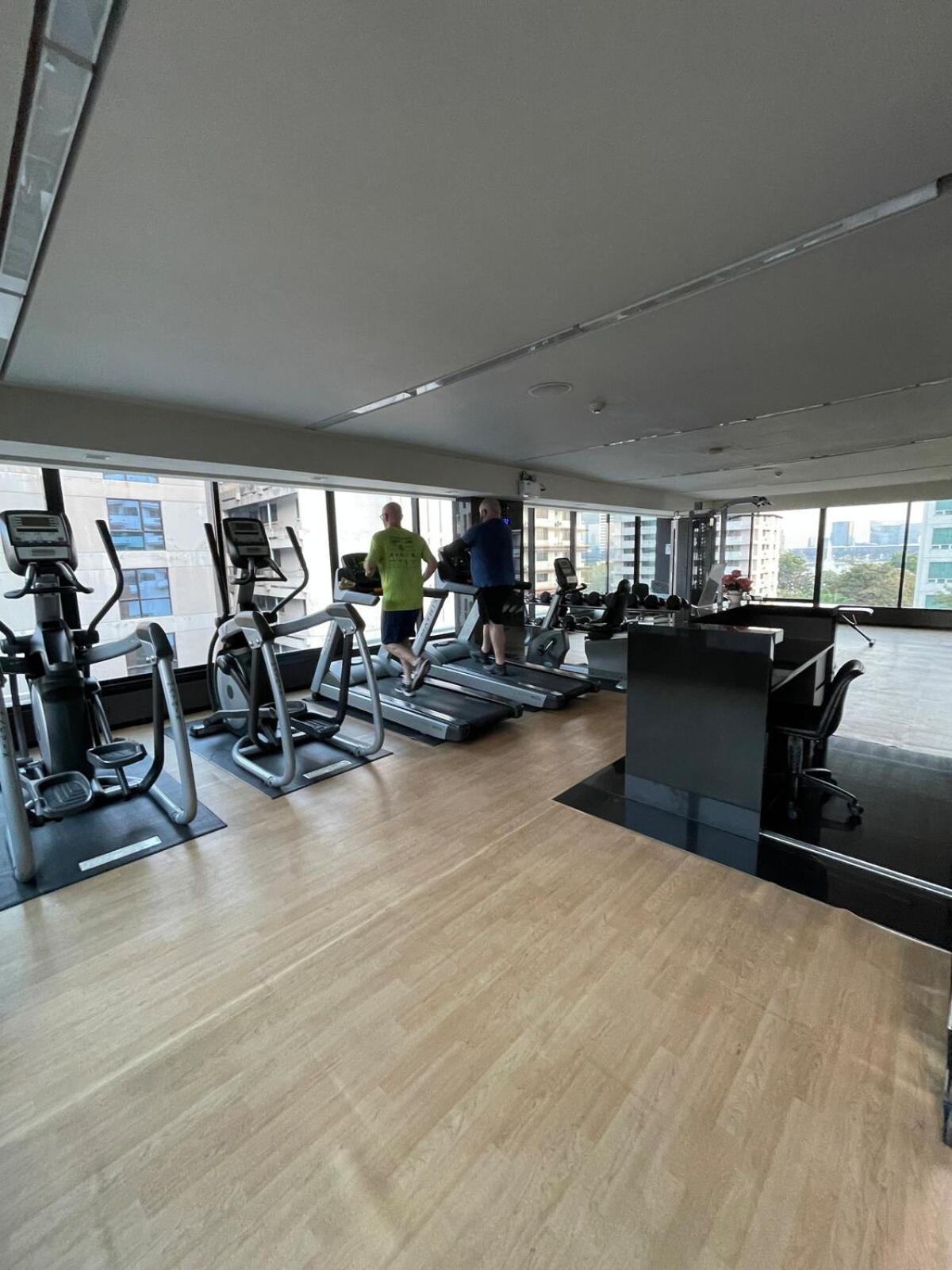 4pax Mrt Bts Asoke, Terminal21 Apartment
