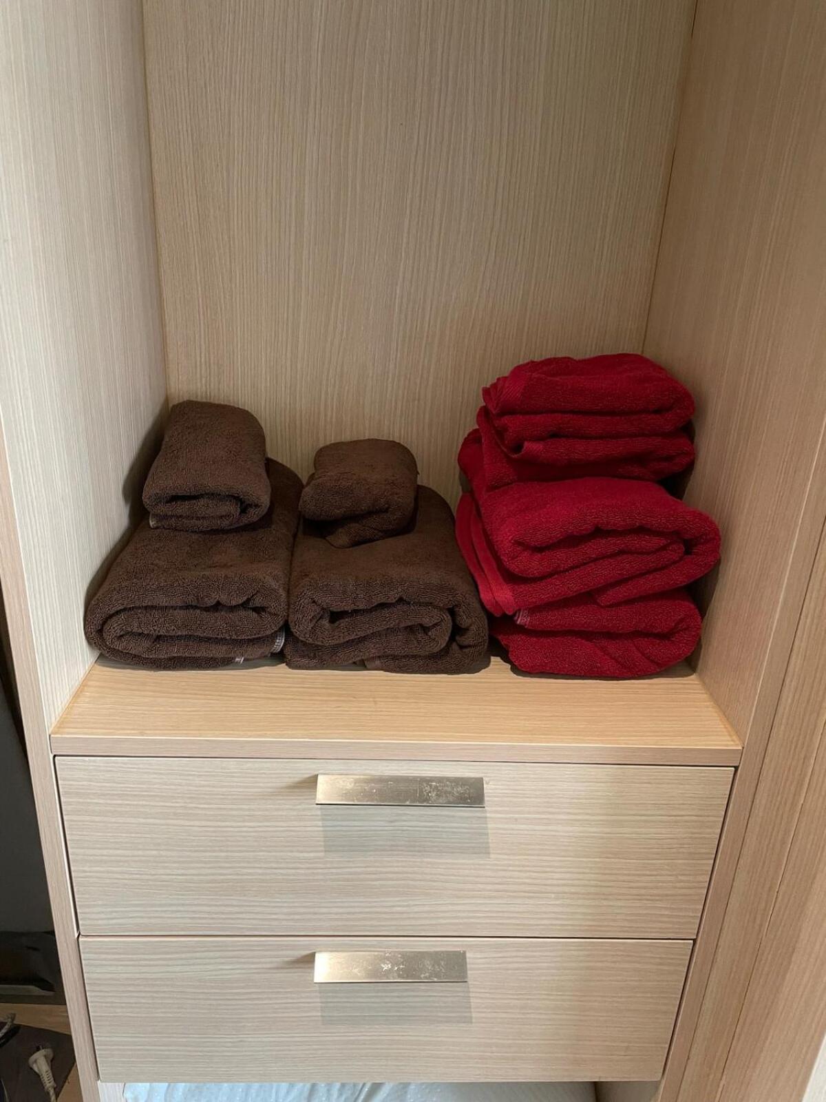 4pax Mrt Bts Asoke, Terminal21 Apartment *