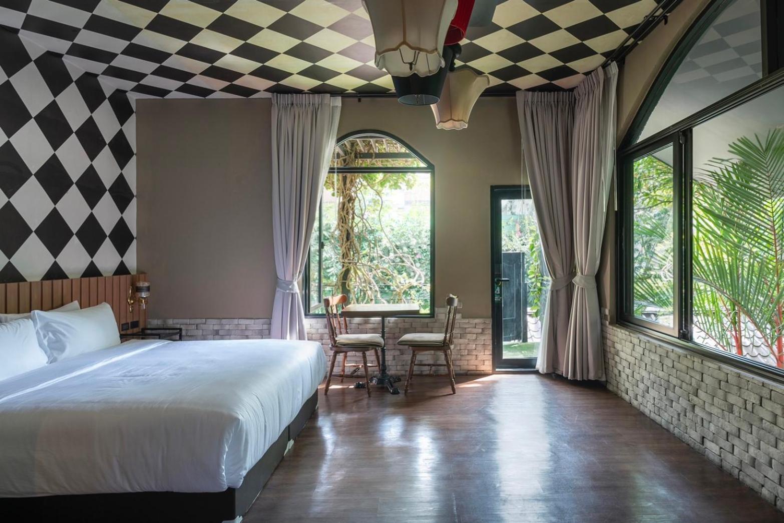 Hotel Oasis Bangkok