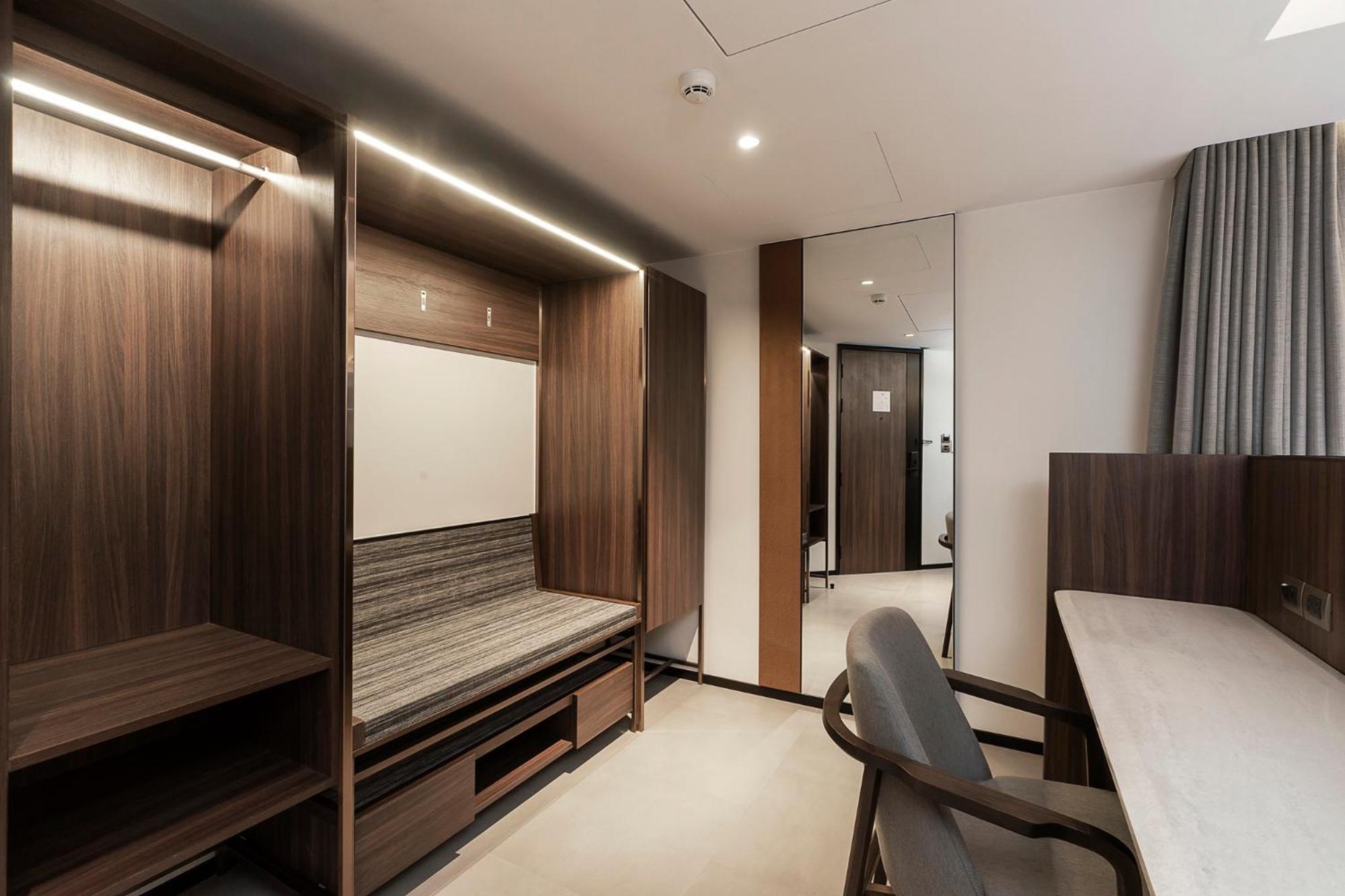 Gardina Asoke & Hotel