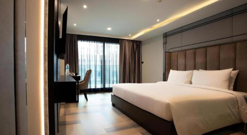 First Pride Hotel 3*