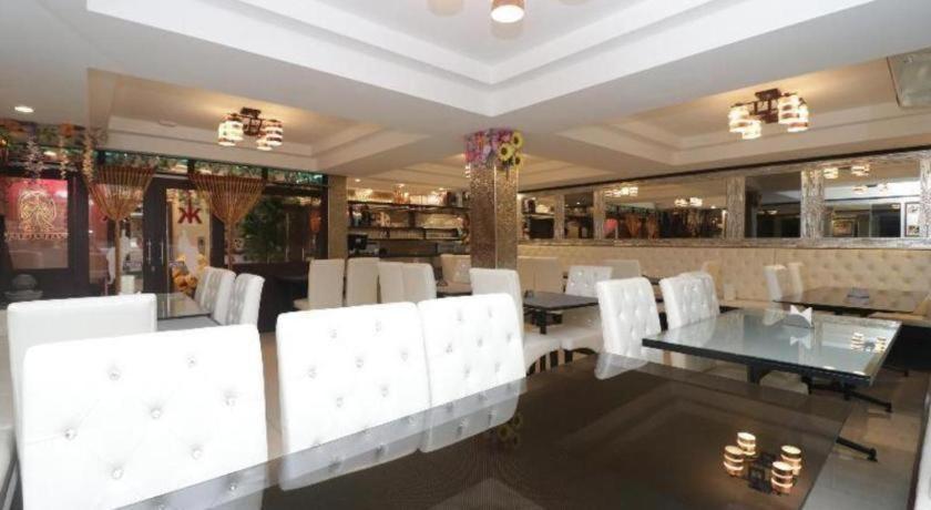 Oyo 253 Kk 11 Boutique Hotel