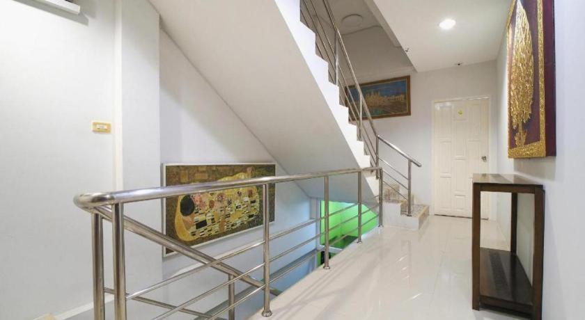 Oyo 818 Suksomboon Bangkok