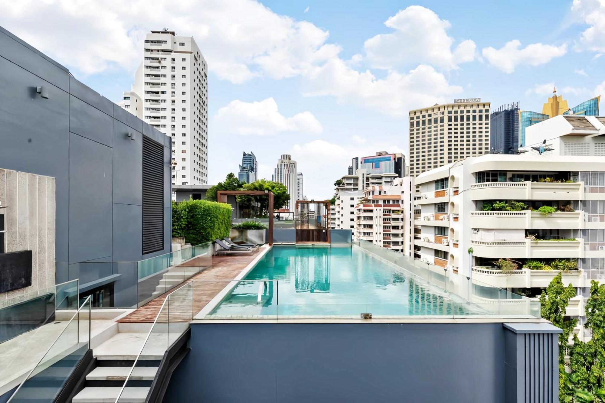 Circle S Sukhumvit 12 *