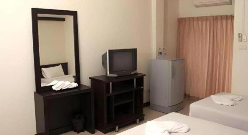 Grand Pinnacle Hotel