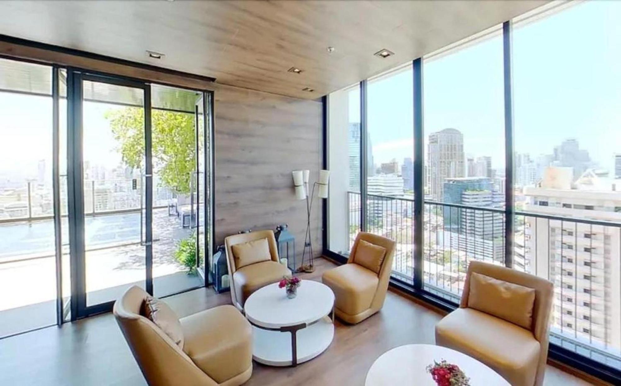 Phrom Phong 1br Luxe With Pool Gym Park Center Apartment