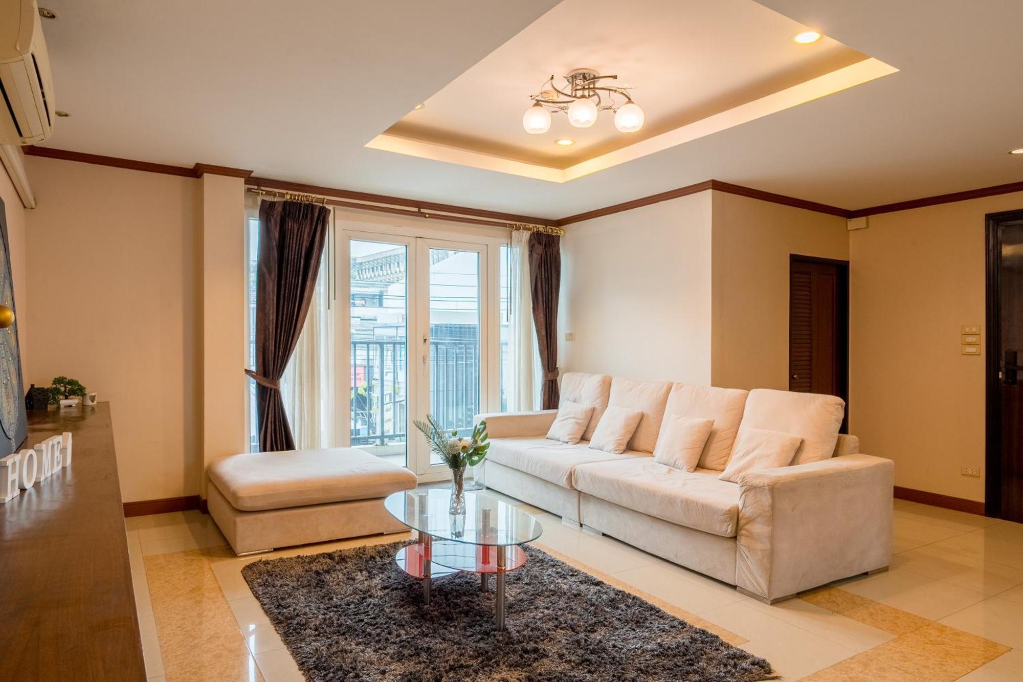 Phoenix Serviced Aparthotel Bangkok