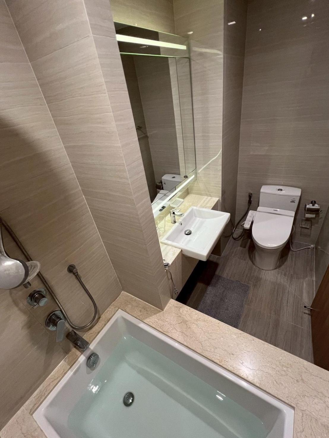 Phrom Phong 1br Luxe With Pool Gym Park Center * Bangkok