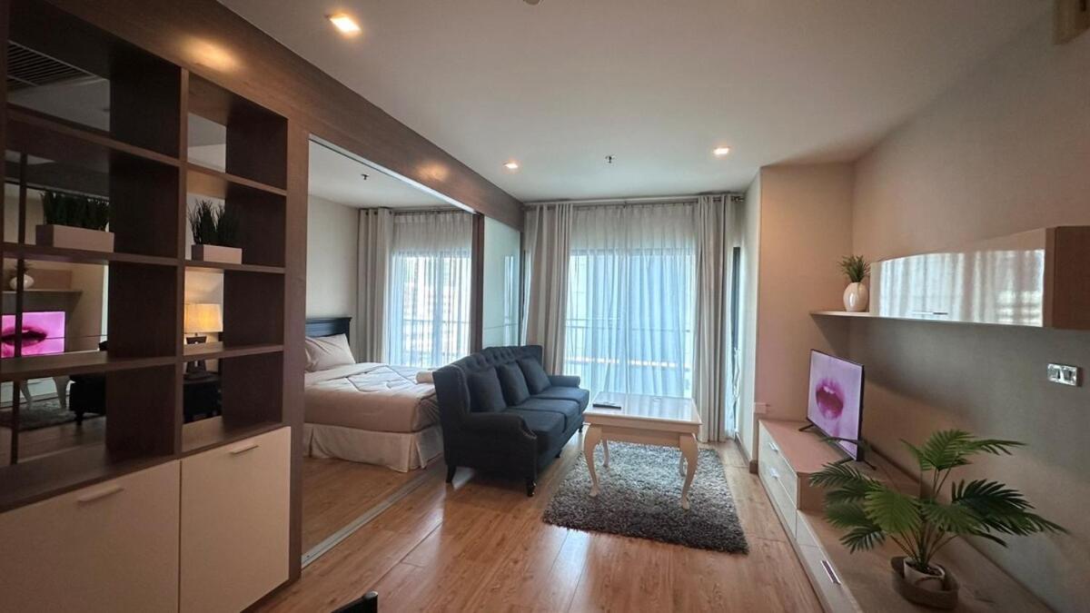 Great Condo-1min, Bts Thong Lo In Front Of Building Apartment