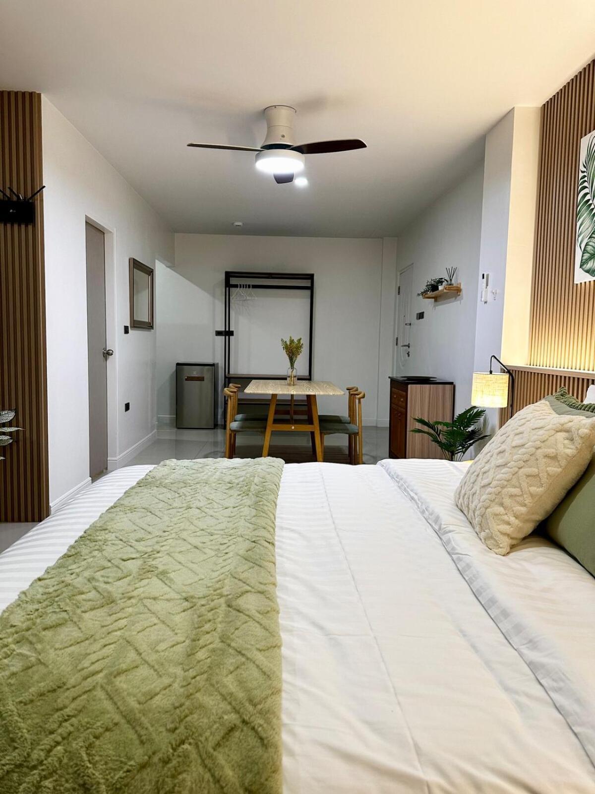 Serene Escape 2 Mins From Srt Wat Samien Nari Apartment *