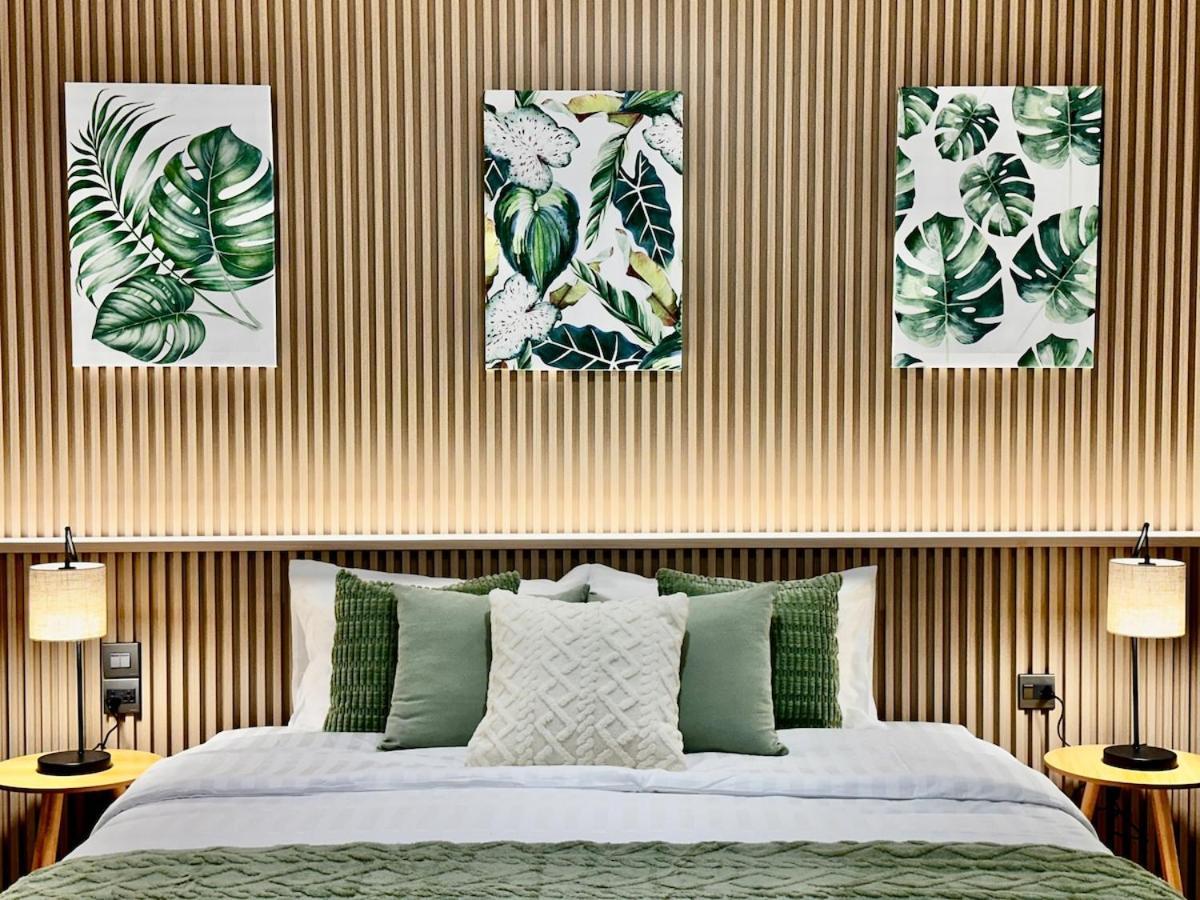 Serene Escape 2 Mins From Srt Wat Samien Nari Bangkok