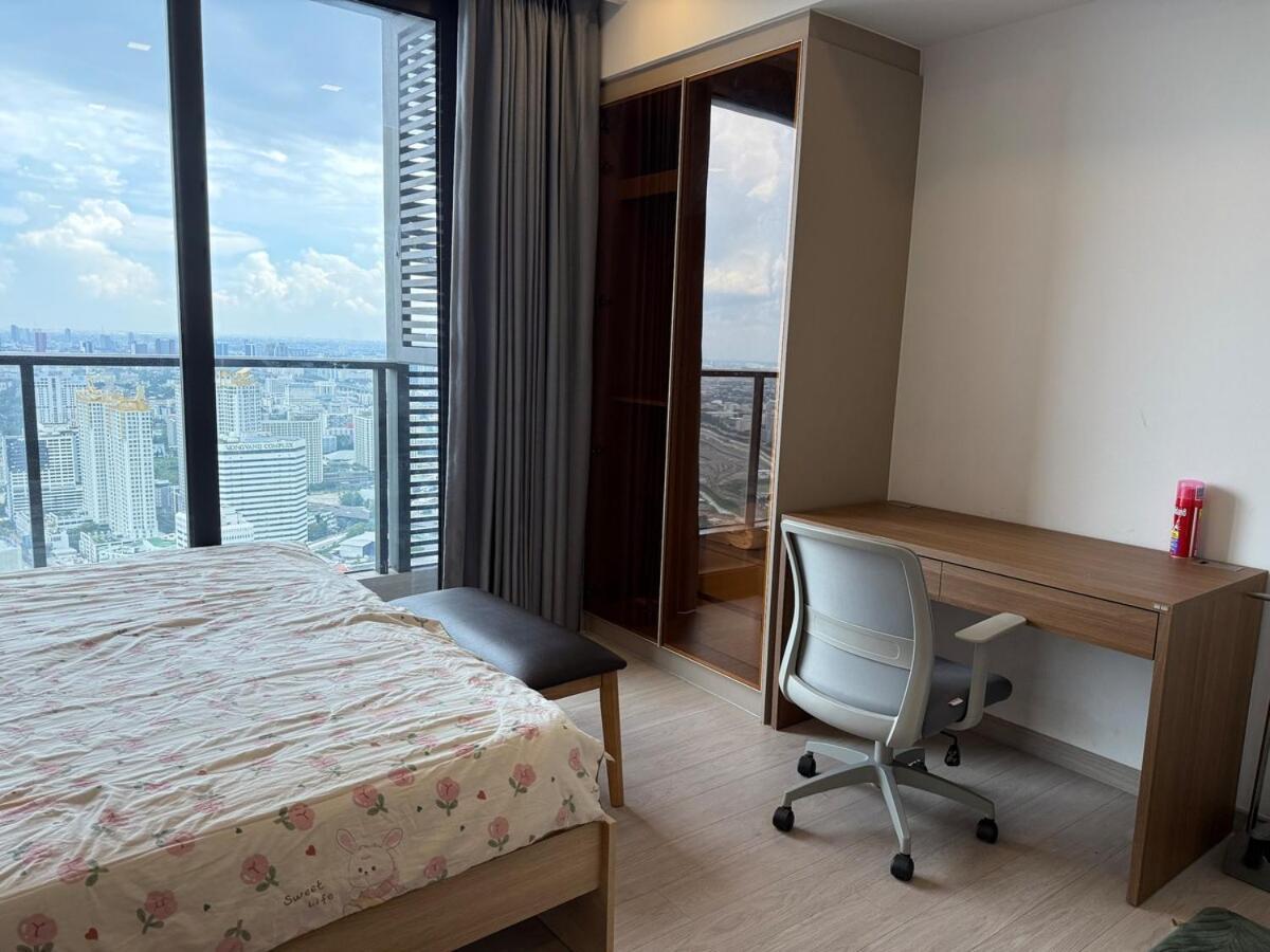 Luxury Amenities And View * Bangkok