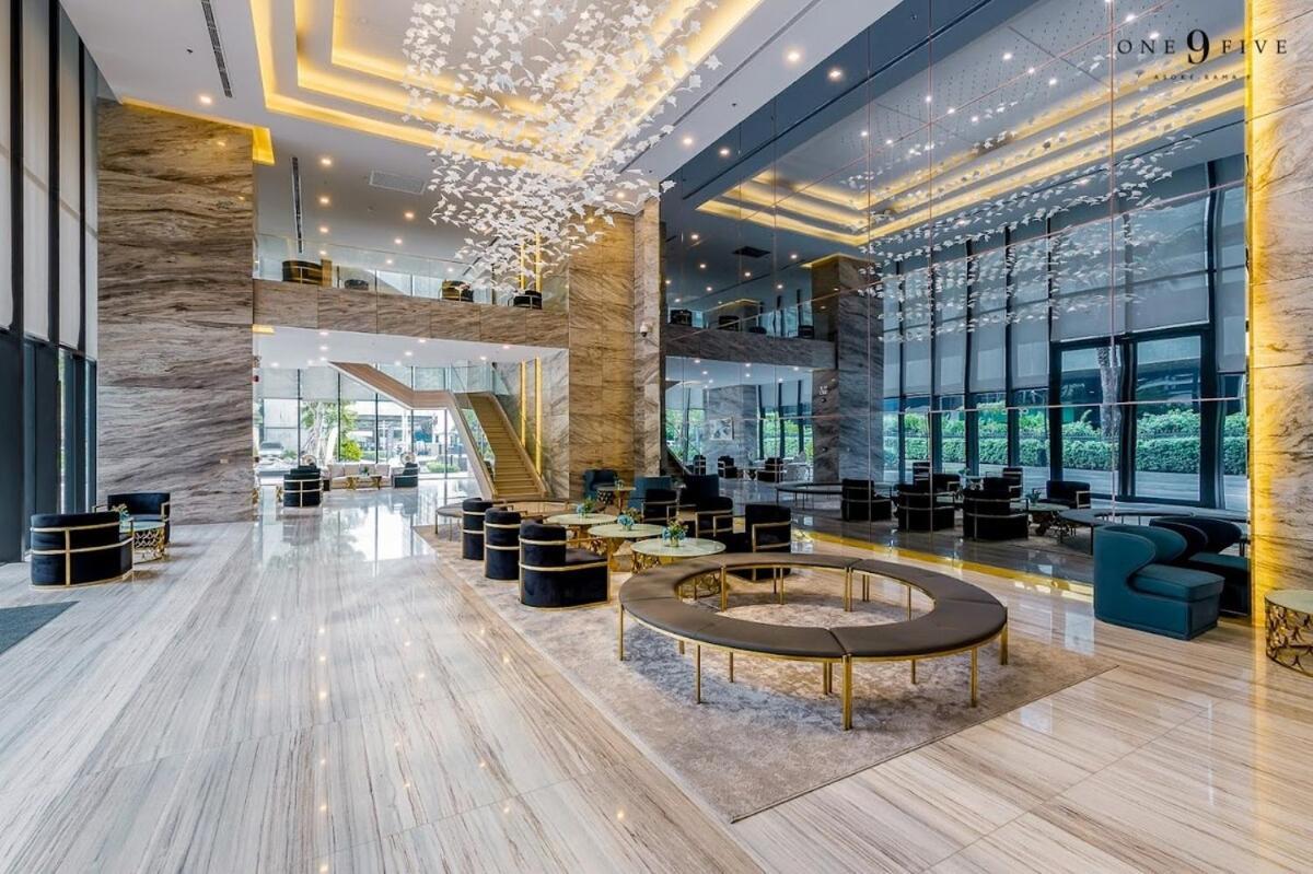 Luxury Amenities And View