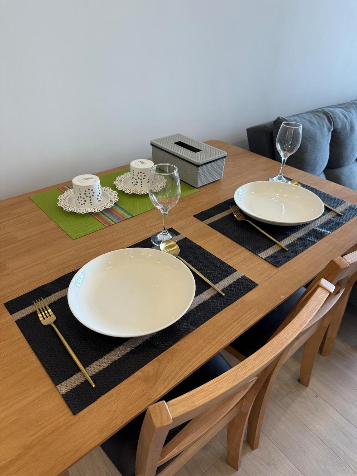 Apartment Luxury Amenities And View *