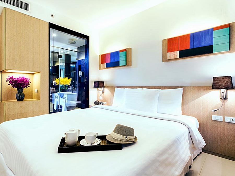 Vic 3 Hotel 4*