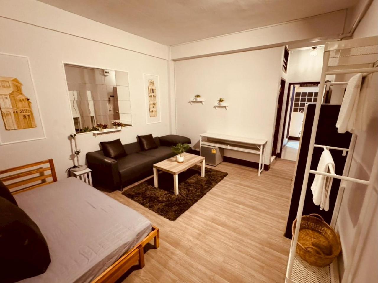 Baan Nampetch Hostel *