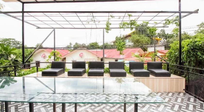 Resort Oyo 271 The Romklao Bangkok