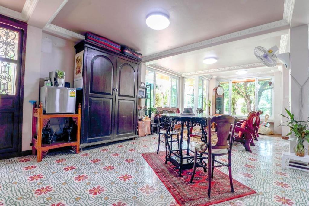Oyo 750 Baan Suan Ampond Hotel 2*