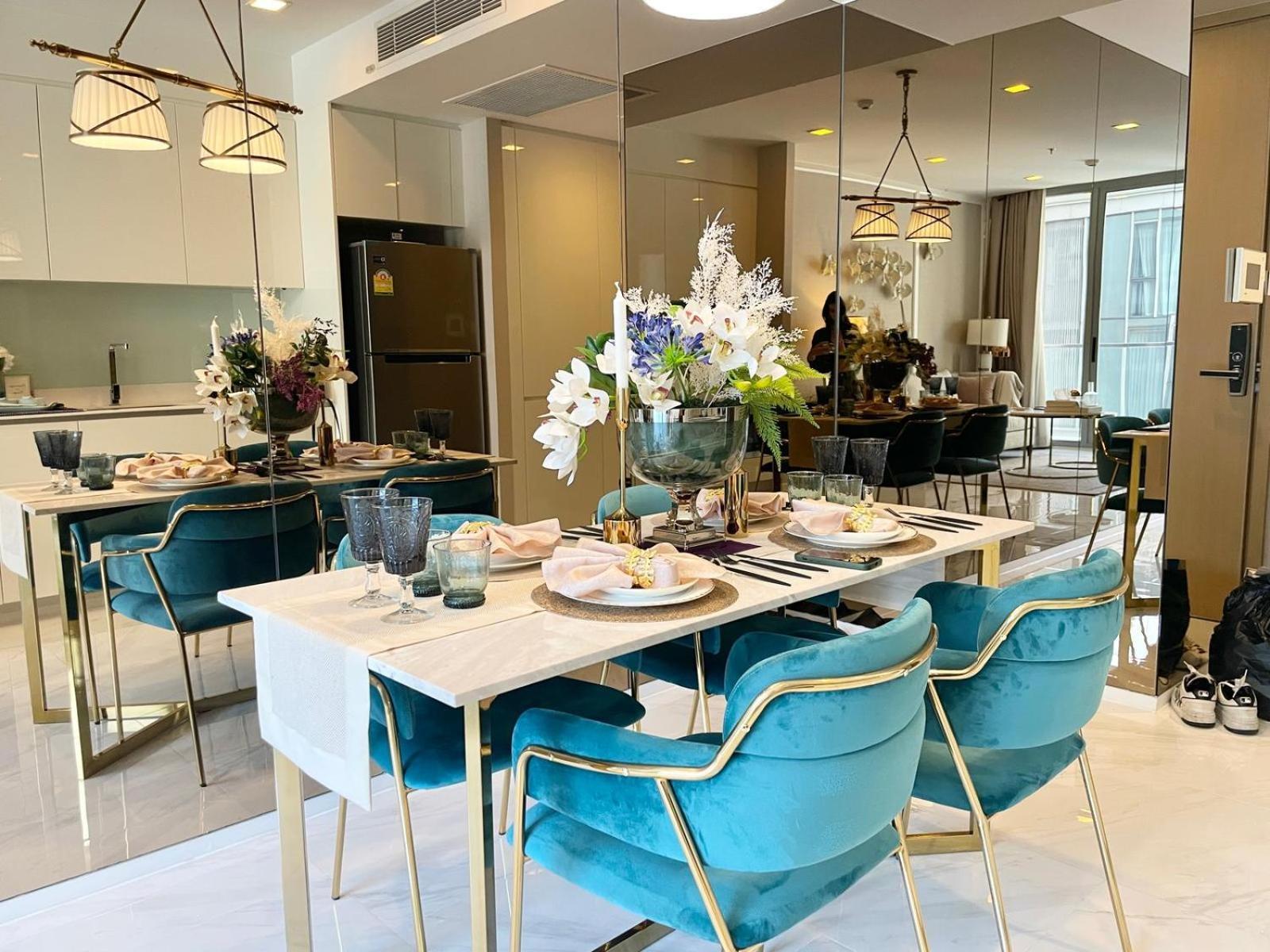 Luxury Sukhumvit Asoke Nana 65 Sqm Sleeps 4 Apartment