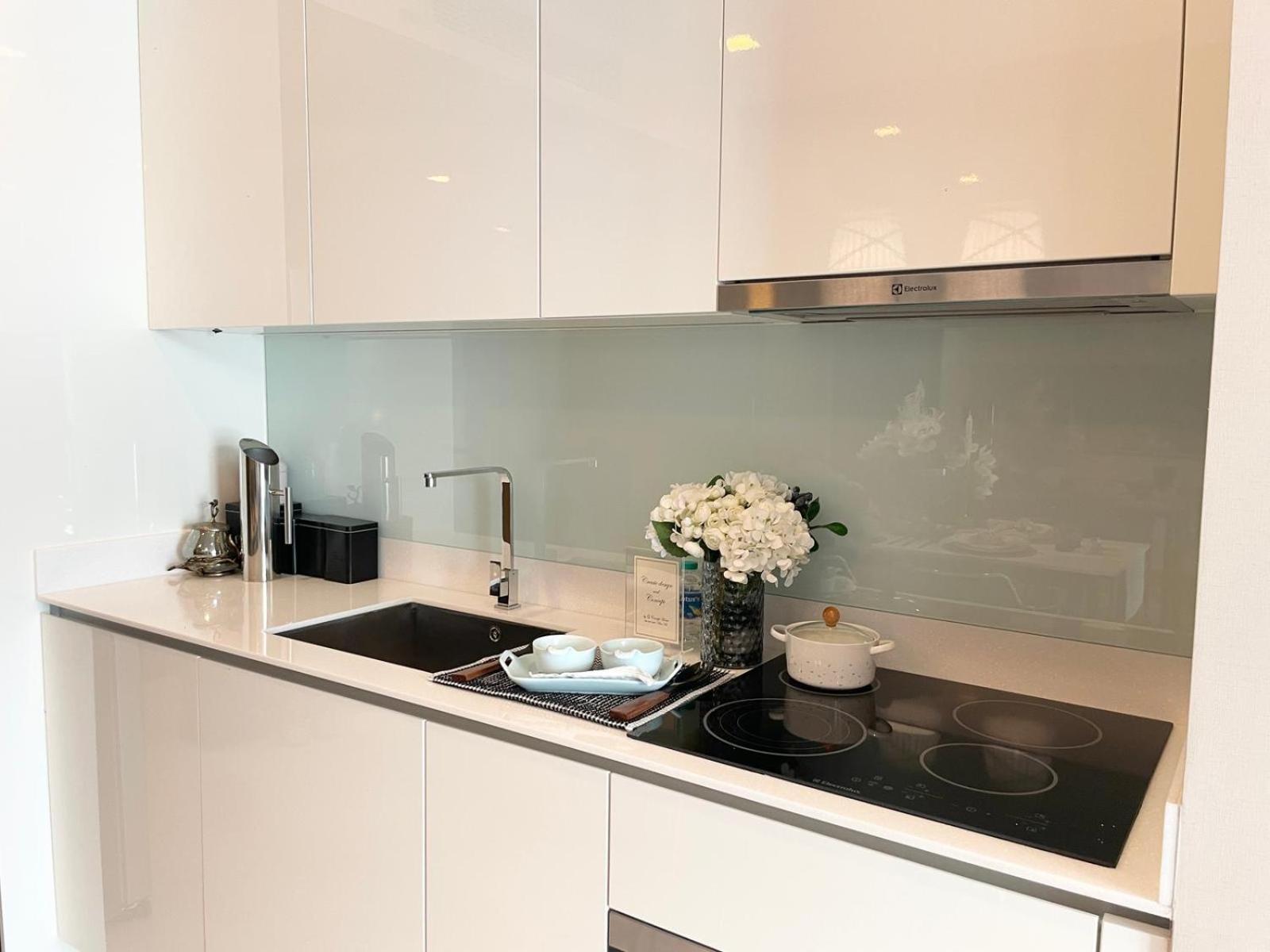 Apartment Luxury Sukhumvit Asoke Nana 65 Sqm Sleeps 4 Bangkok
