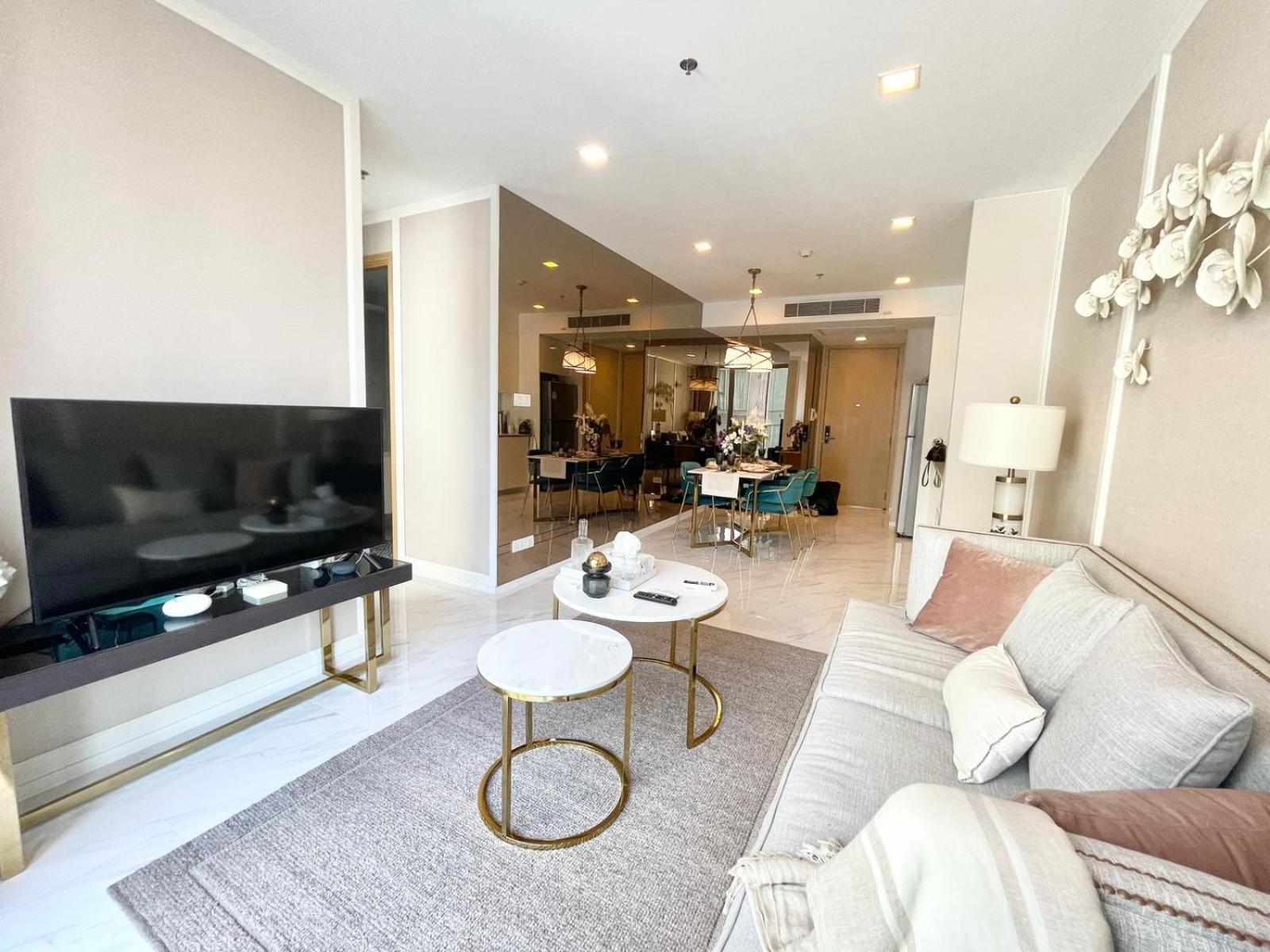 Luxury Sukhumvit Asoke Nana 65 Sqm Sleeps 4 Bangkok