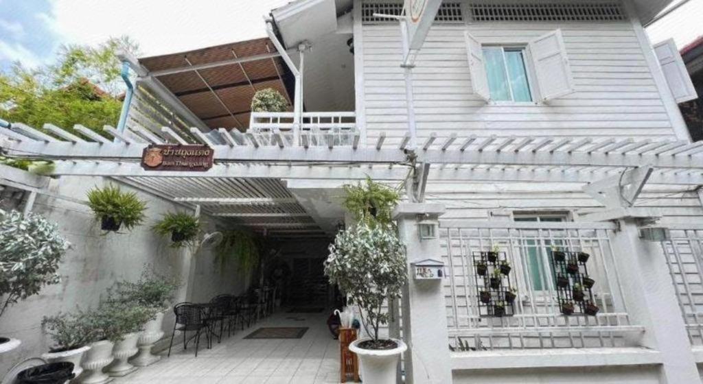 Ban Thungdang Housetel Hotel Bangkok