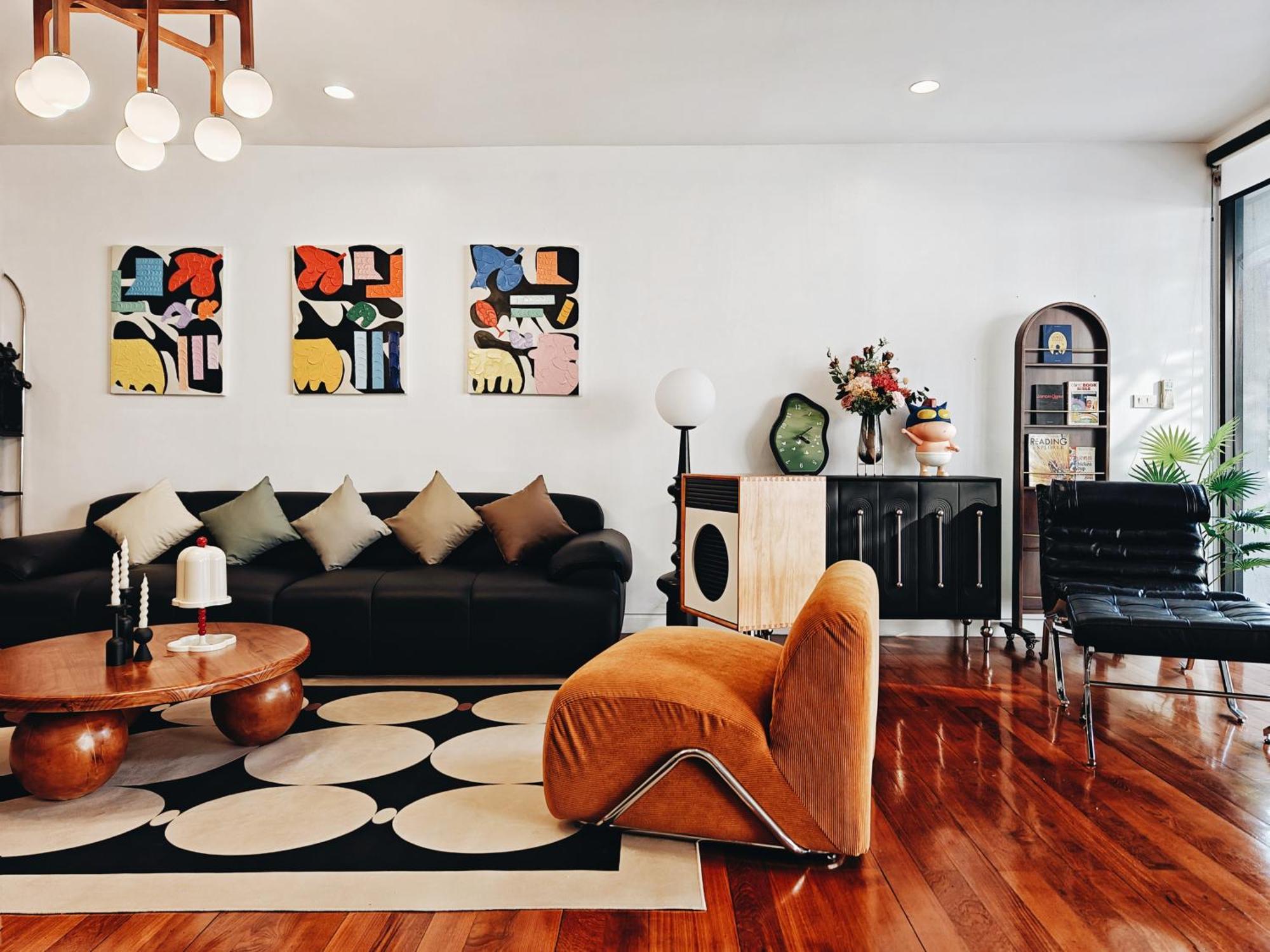 4br Modern Art With Free Wi-fi Netflix Vinyl