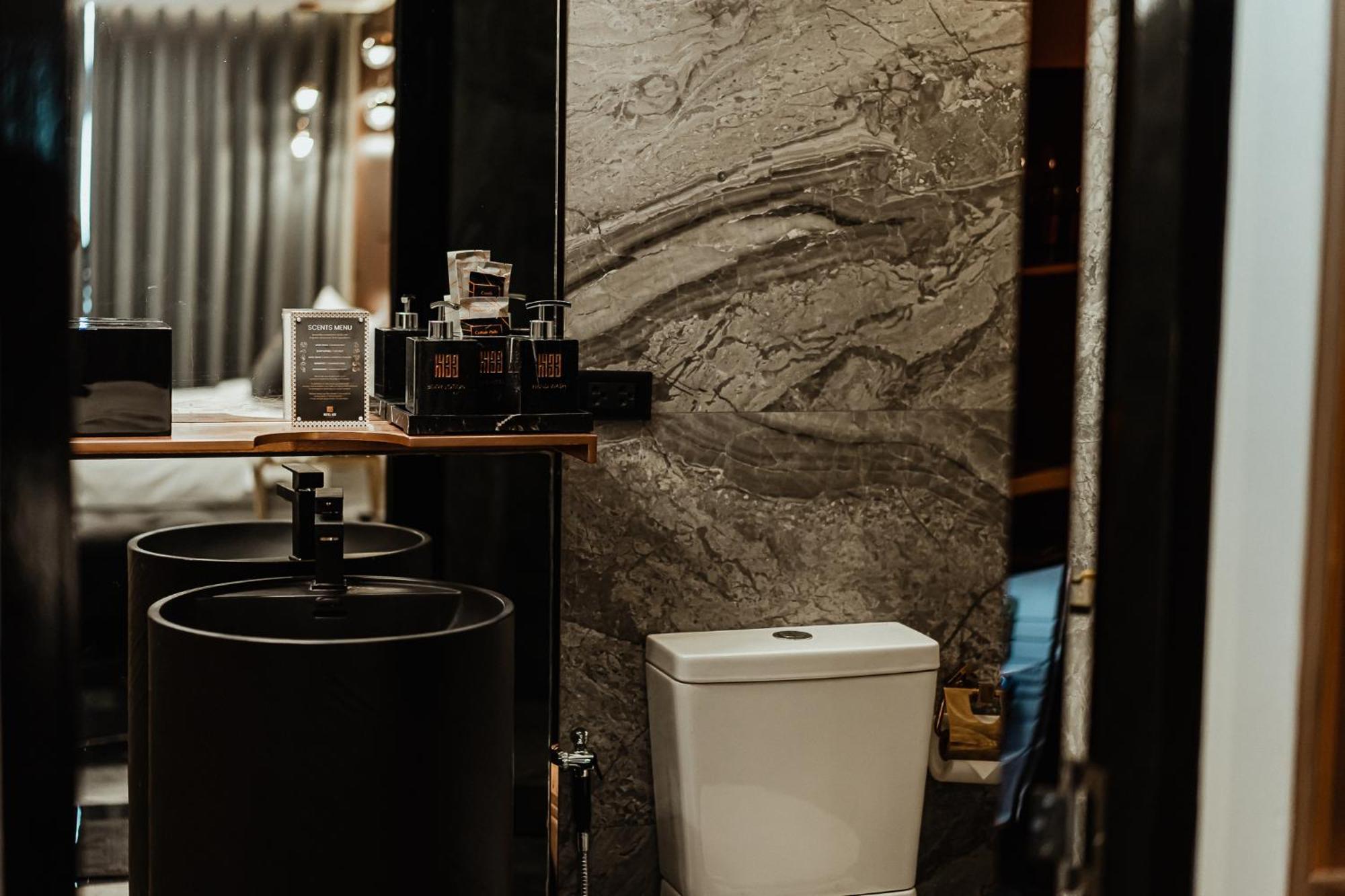 Hotel 433 - Asoke Sukhumvit Station Bangkok